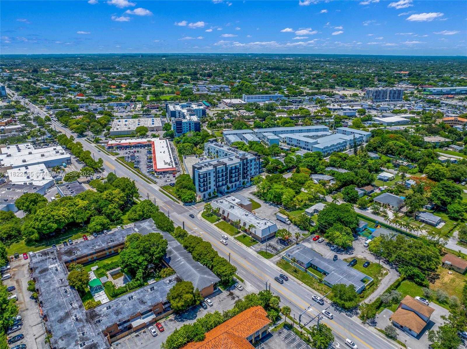 Small Image of 9765 SOUTH WEST 184TH ST, Palmetto Bay Number 37