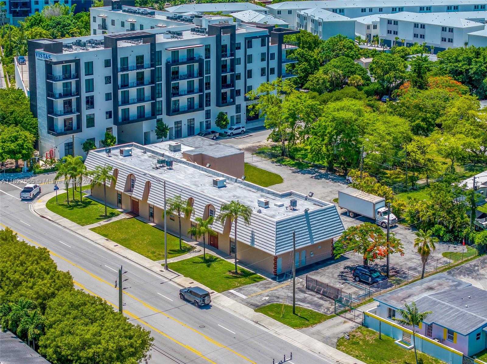 Small Image of 9765 SOUTH WEST 184TH ST, Palmetto Bay Number 38