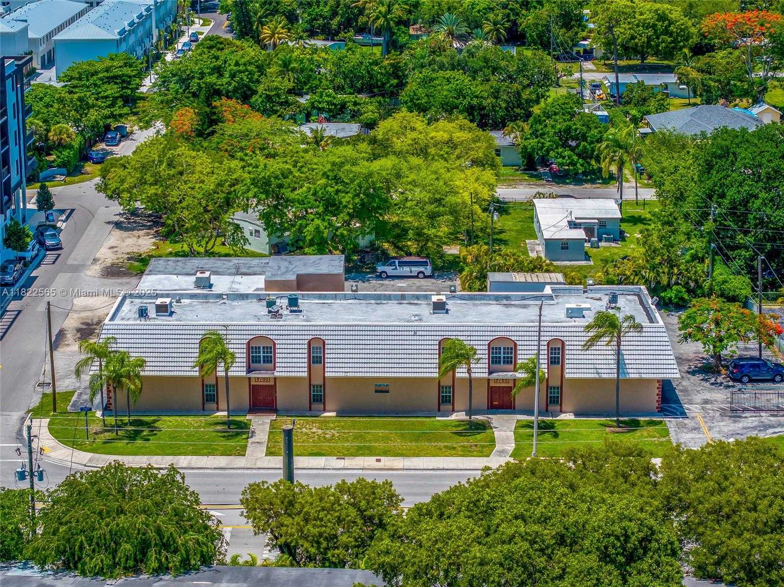 Small Image of 9765 SOUTH WEST 184TH ST, Palmetto Bay Number 39