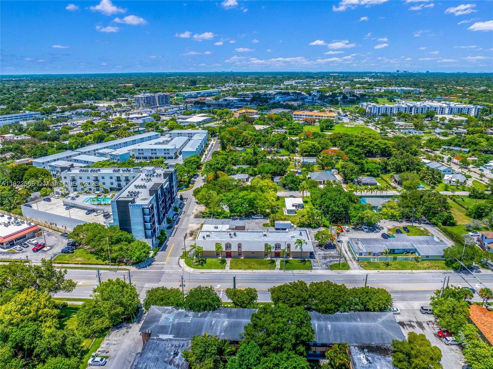 Small Image of 9765 SOUTH WEST 184TH ST, Palmetto Bay Number 41