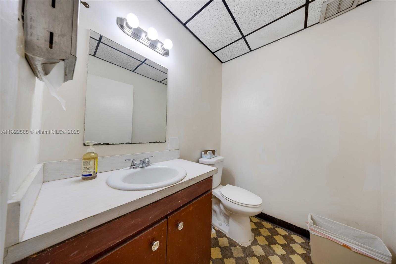 Small Image of 9765 SOUTH WEST 184TH ST, Palmetto Bay Number 9