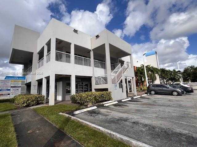 Small Image of 17325 NORTH WEST 27TH AVE, Miami Gardens Number 2