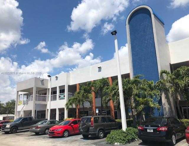Small Image of 17325 NORTH WEST 27TH AVE, Miami Gardens Number 3