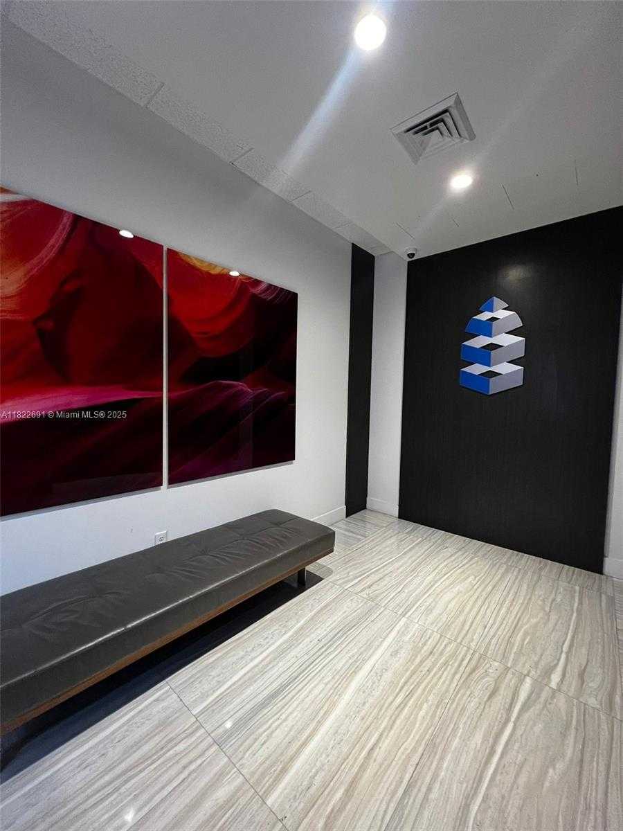 Small Image of 20200 WEST DIXIE HWY #603, Miami Number 14