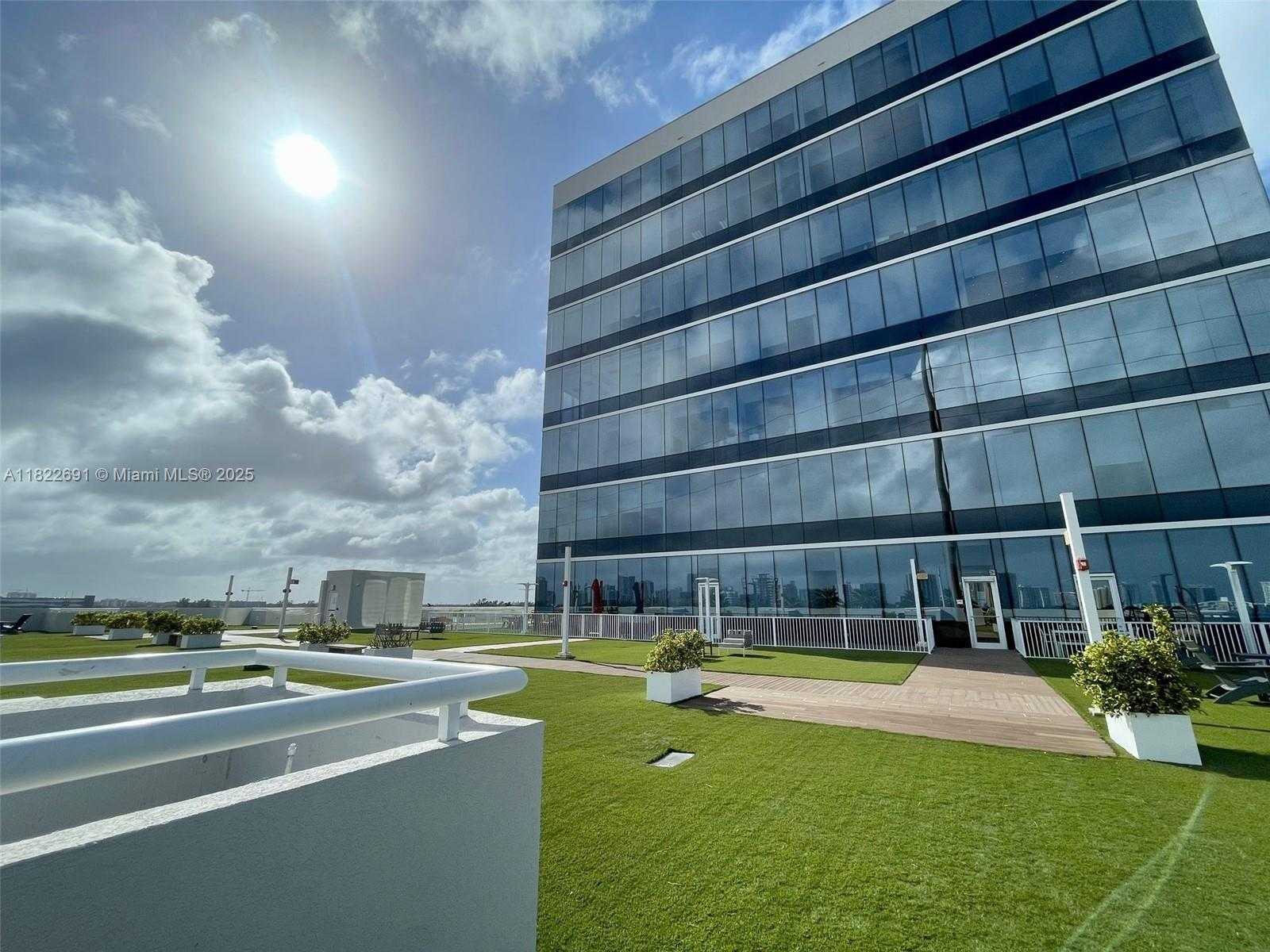 Small Image of 20200 WEST DIXIE HWY #603, Miami Number 26