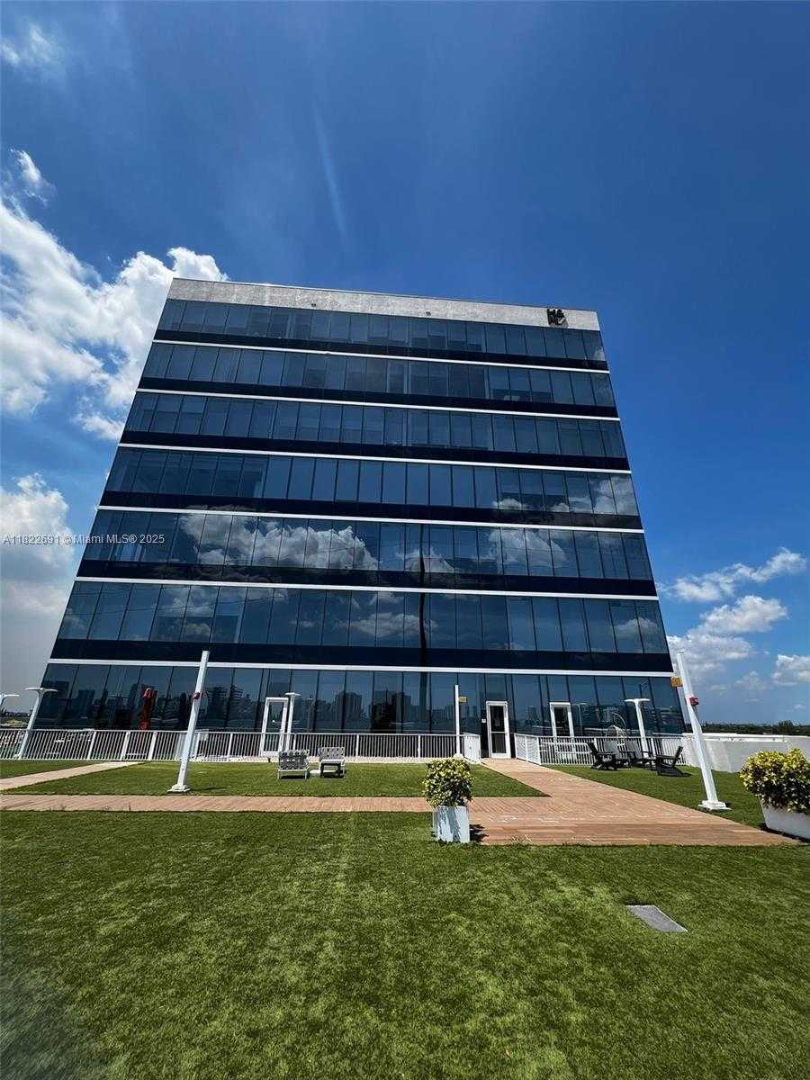Small Image of 20200 WEST DIXIE HWY #603, Miami Number 27
