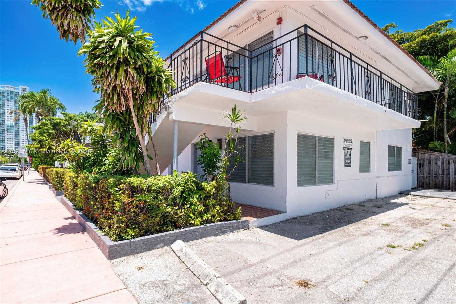 Small Image of Miami Beach Number 4