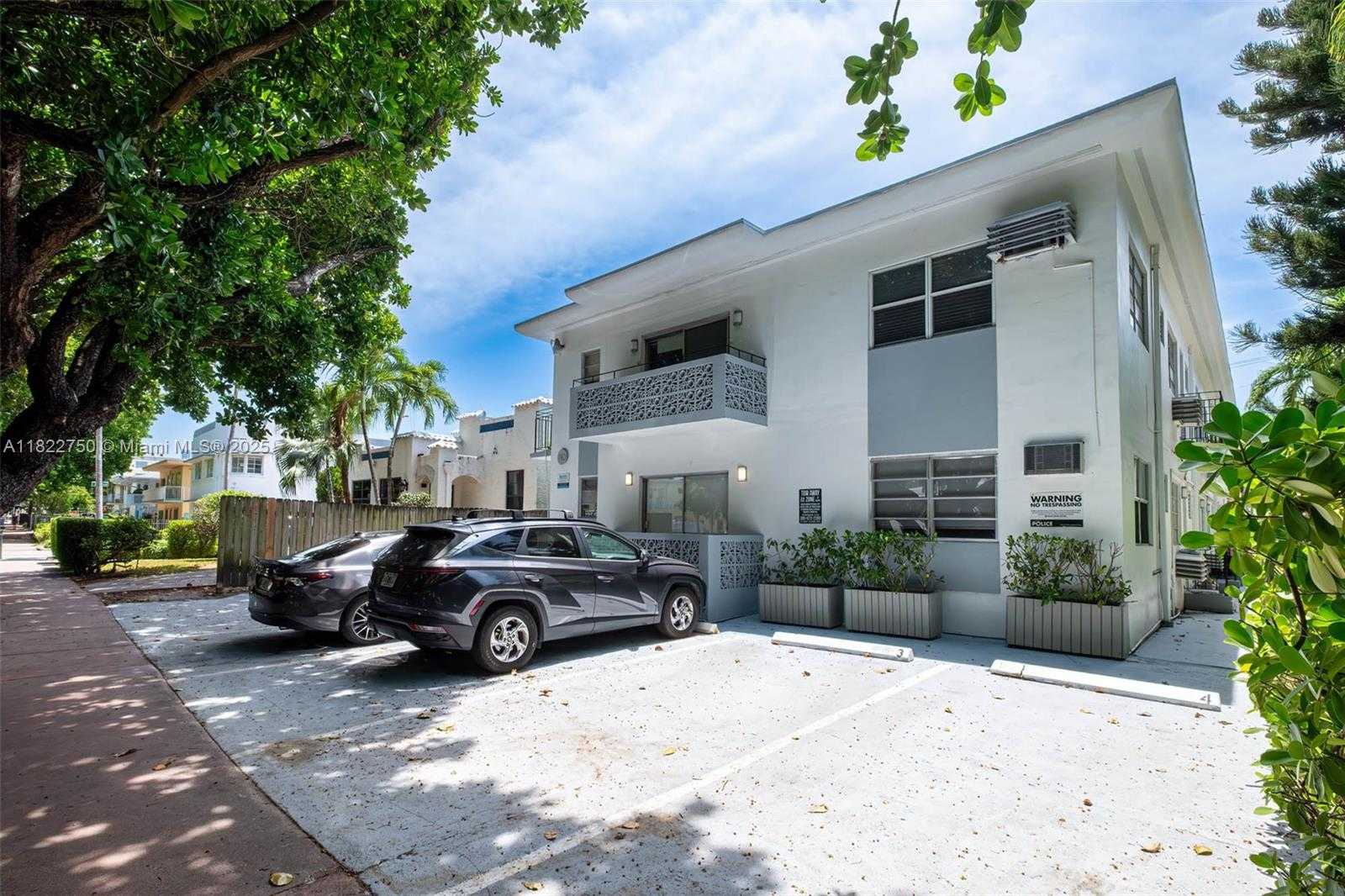 Small Image of Miami Beach Number 2