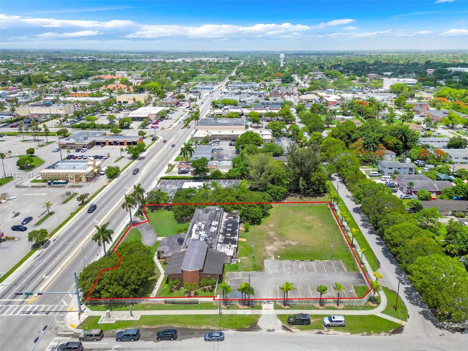 Small Image of 185 NORTH EAST 8TH ST (CAMPBELL DR), Homestead Number 2