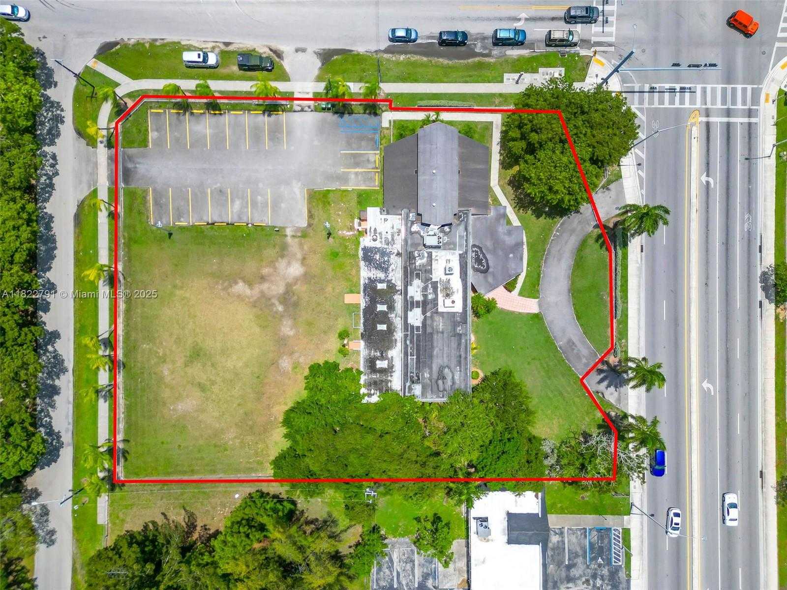 Small Image of 185 NORTH EAST 8TH ST (CAMPBELL DR), Homestead Number 22