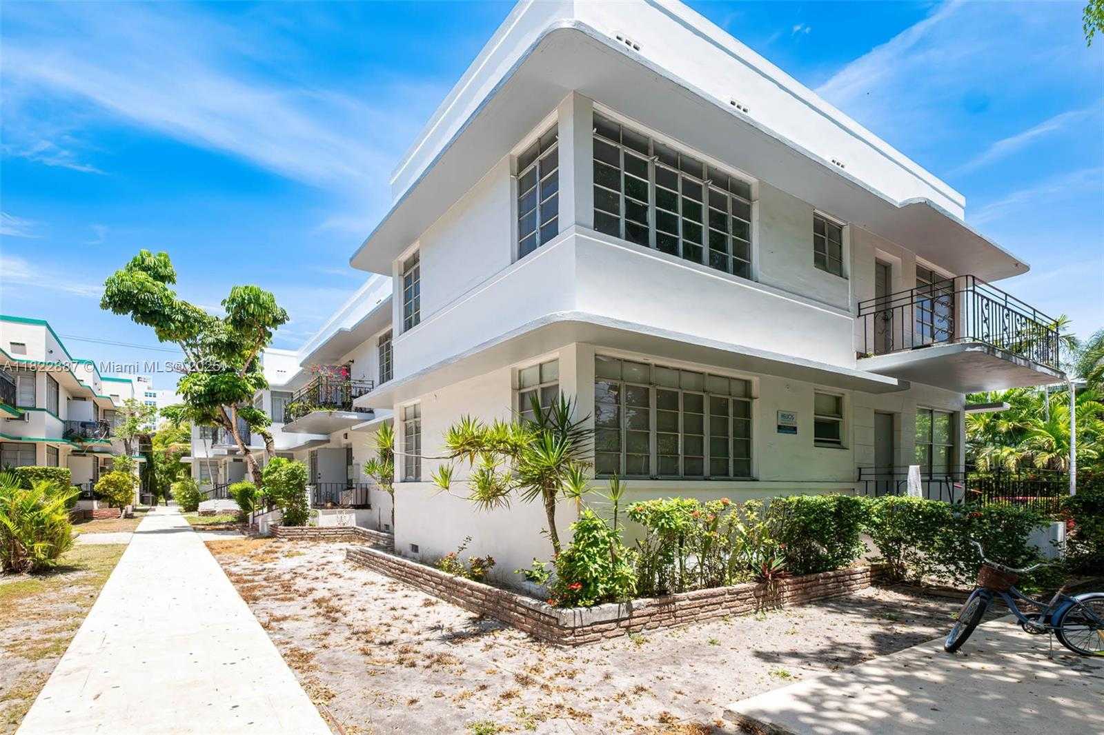 Small Image of Miami Beach Number 2