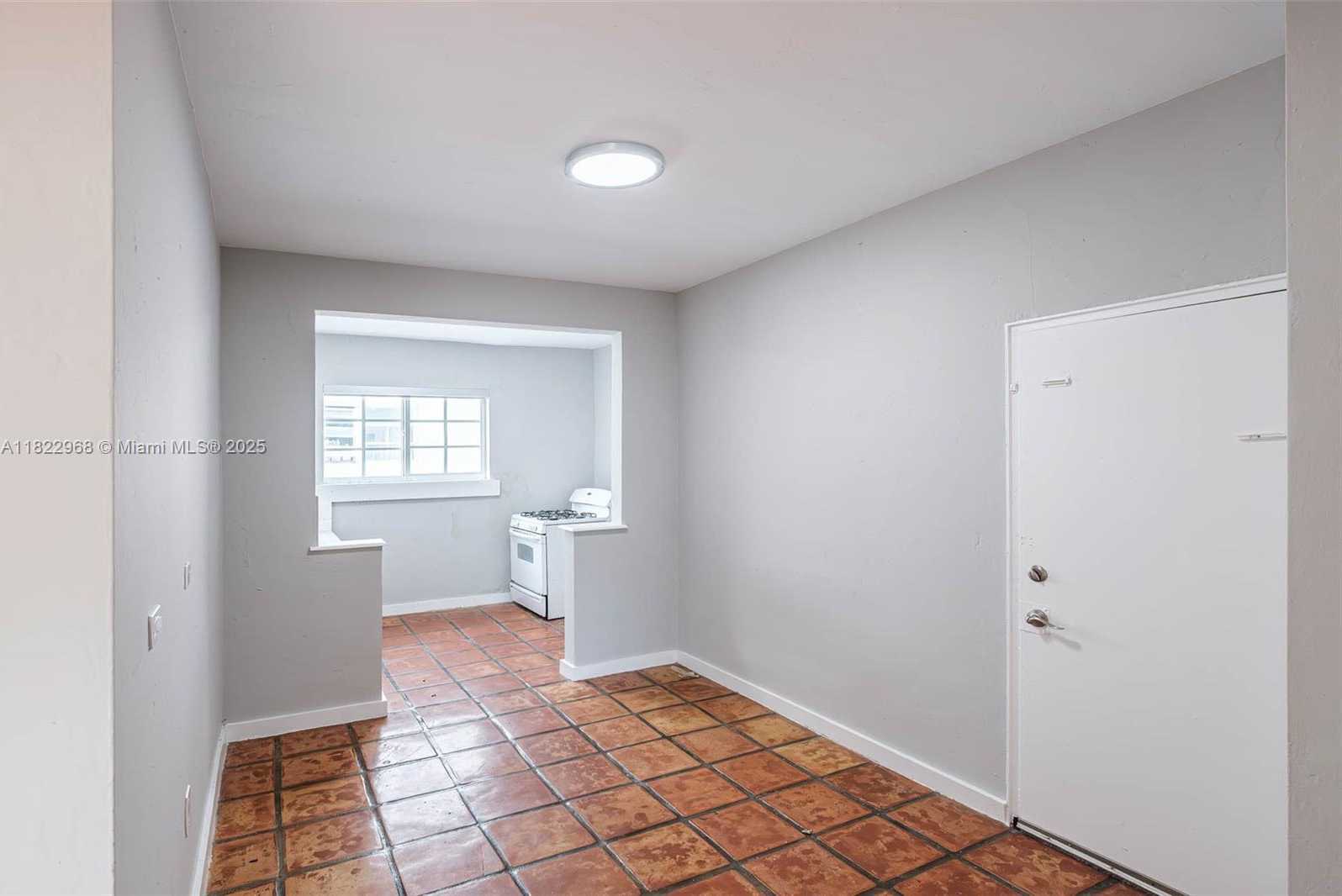 Small Image of Miami Beach Number 7