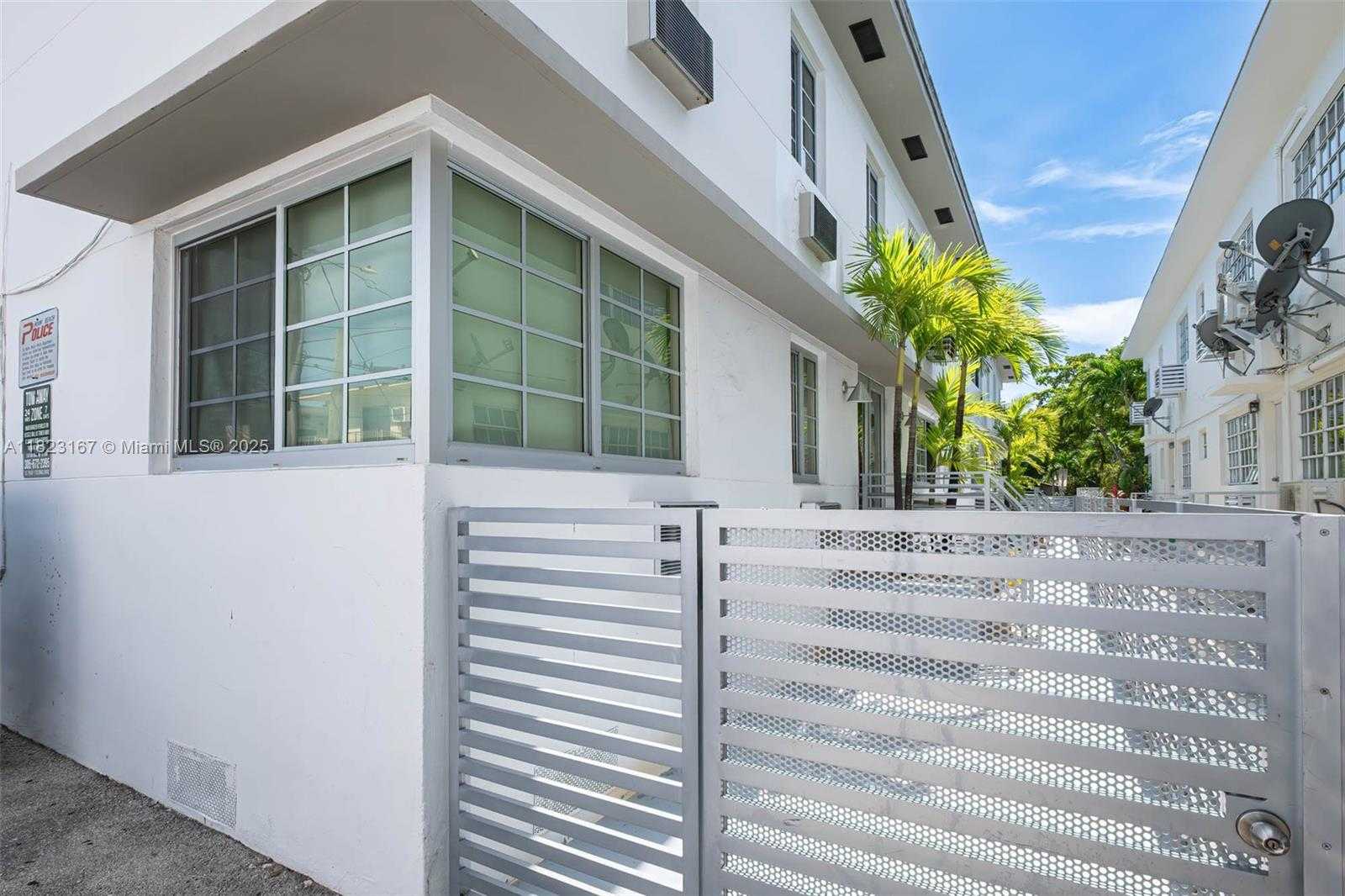 Small Image of Miami Beach Number 7