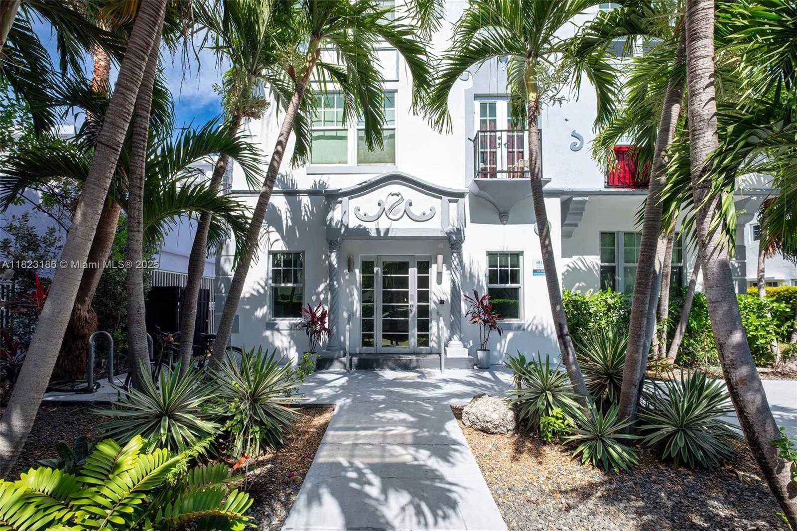 Small Image of Miami Beach Number 2