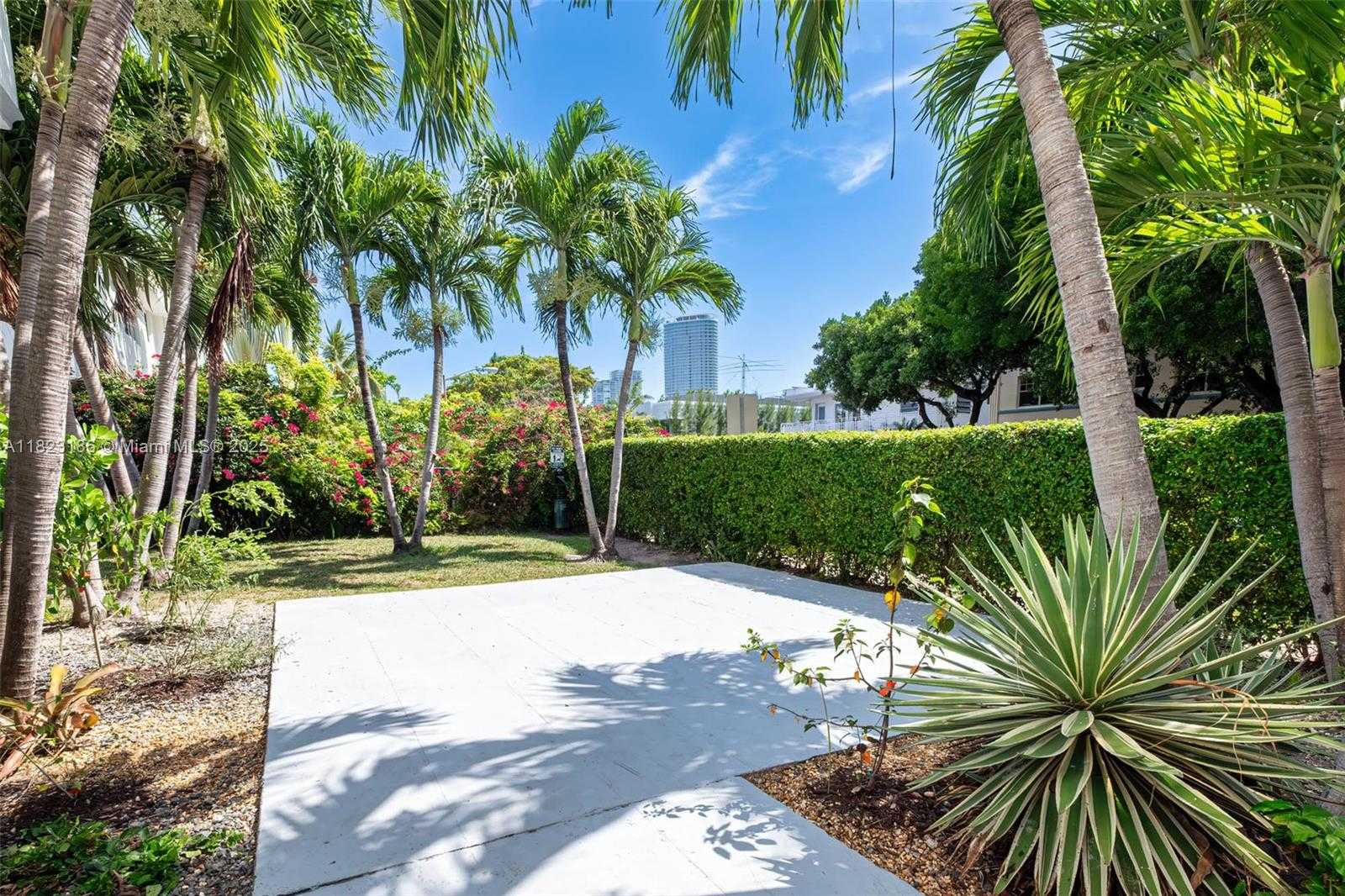 Small Image of Miami Beach Number 5