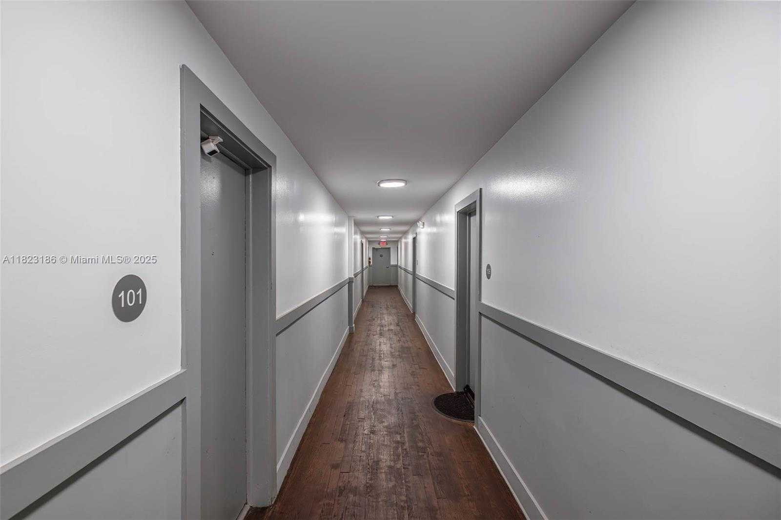 Small Image of Miami Beach Number 7