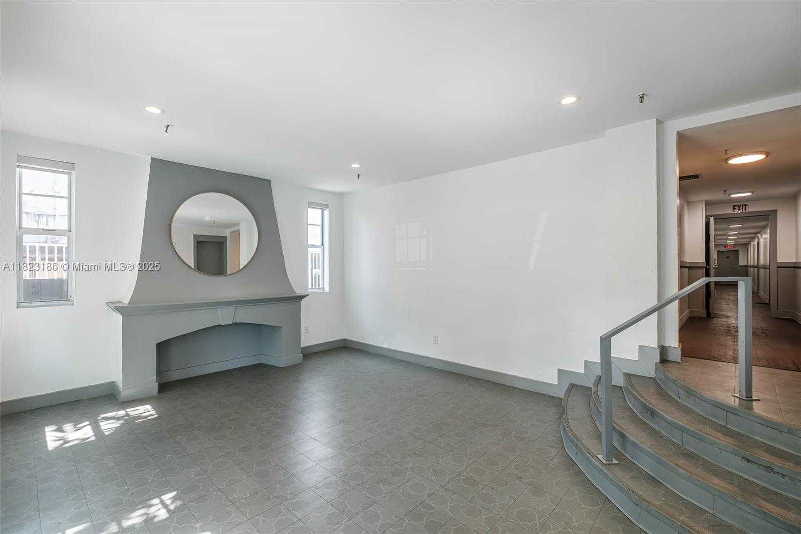 Small Image of Miami Beach Number 9