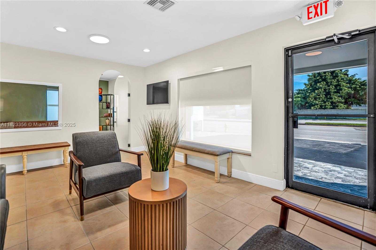 Small Image of 481 EAST COMMERCIAL BLVD, Oakland Park Number 4