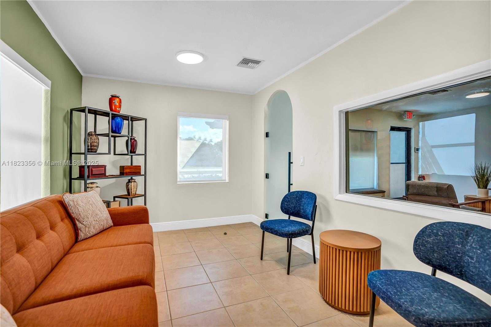 Small Image of 481 EAST COMMERCIAL BLVD, Oakland Park Number 7