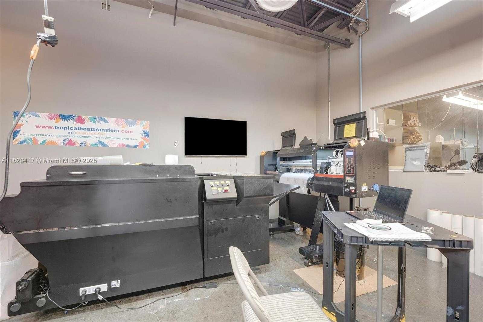 Small Image of 6775 NORTH WEST 15TH AVE, Fort Lauderdale Number 16