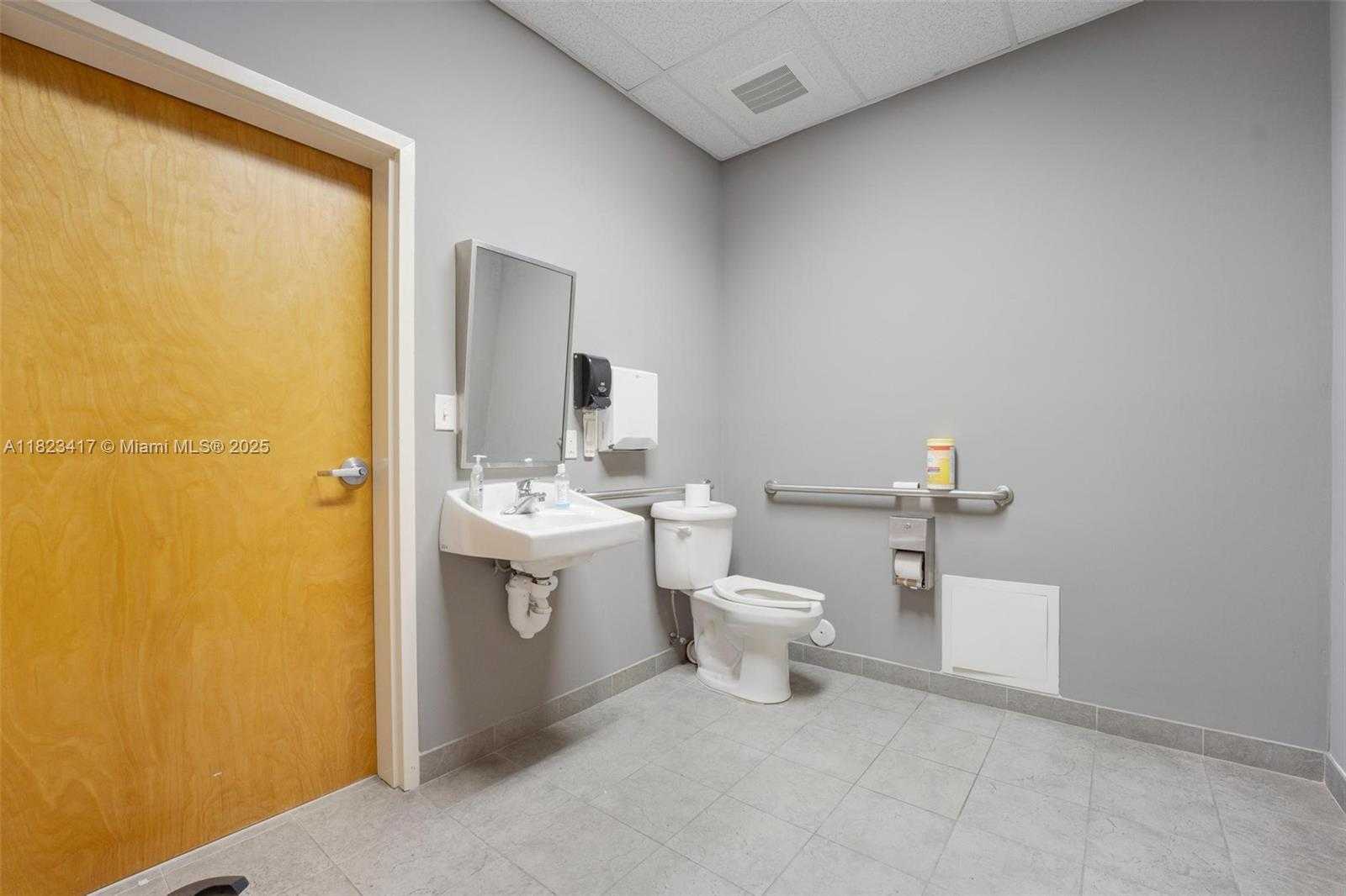 Small Image of 6775 NORTH WEST 15TH AVE, Fort Lauderdale Number 30