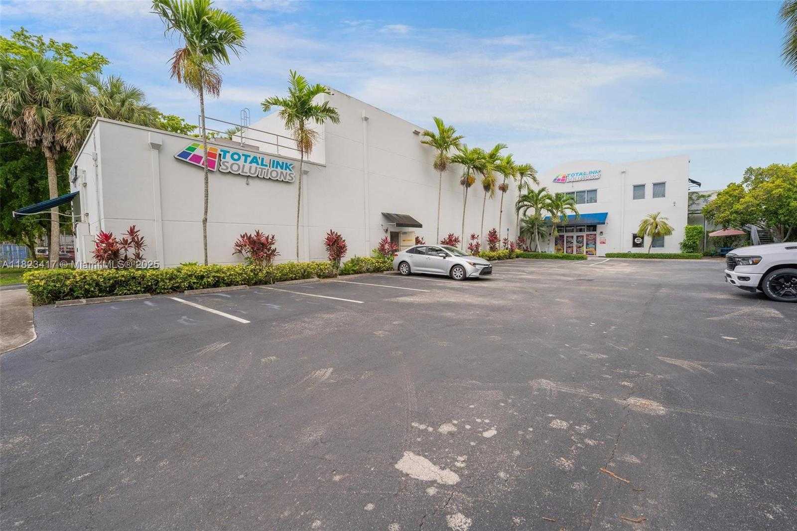 Small Image of 6775 NORTH WEST 15TH AVE, Fort Lauderdale Number 47