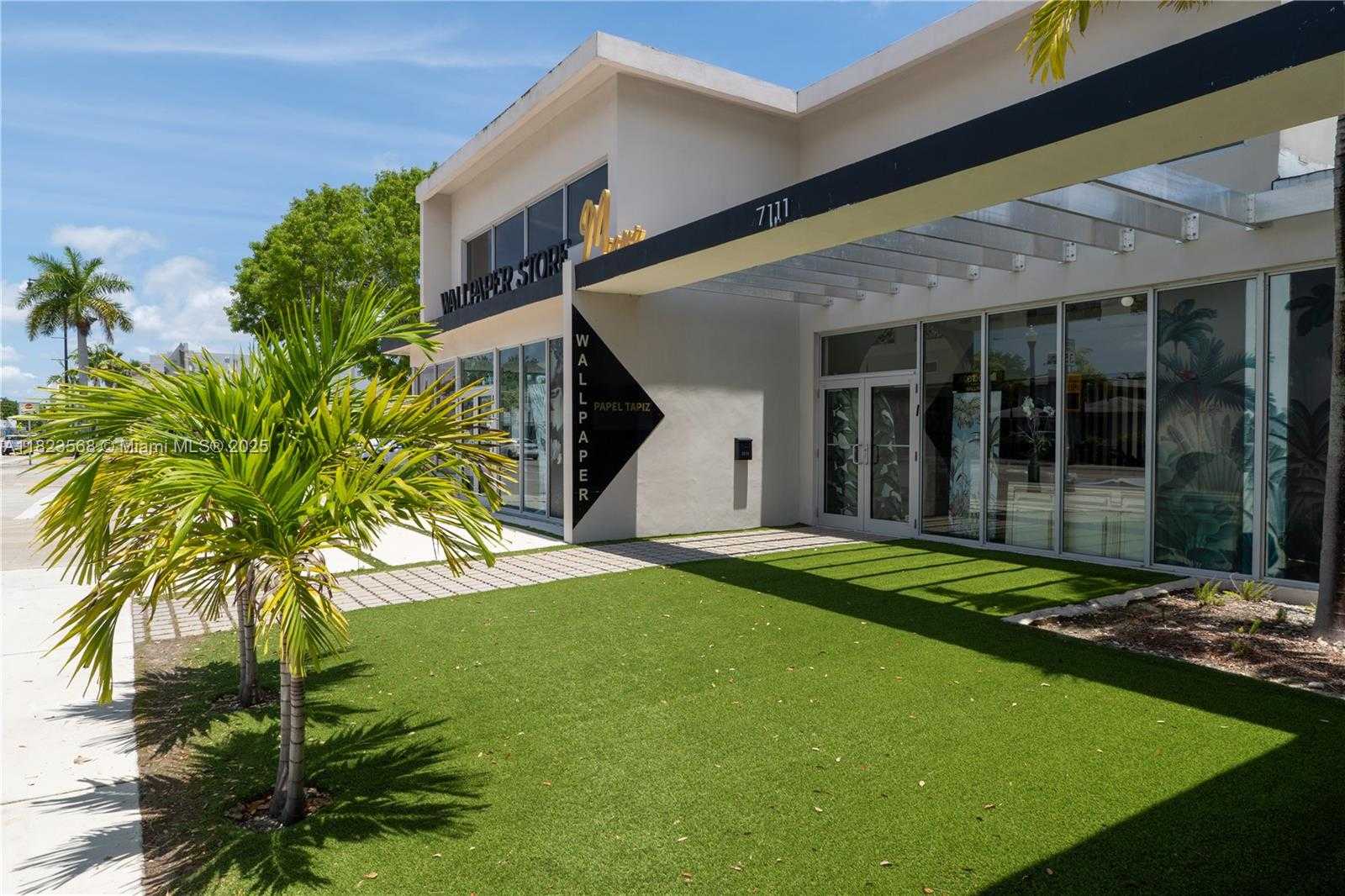 Small Image of 7111 BISCAYNE BLVD, Miami Number 9