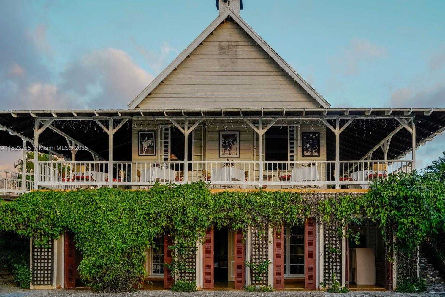 Small Image of 1 NEW CASTLE ROAD, Out of City Number 4