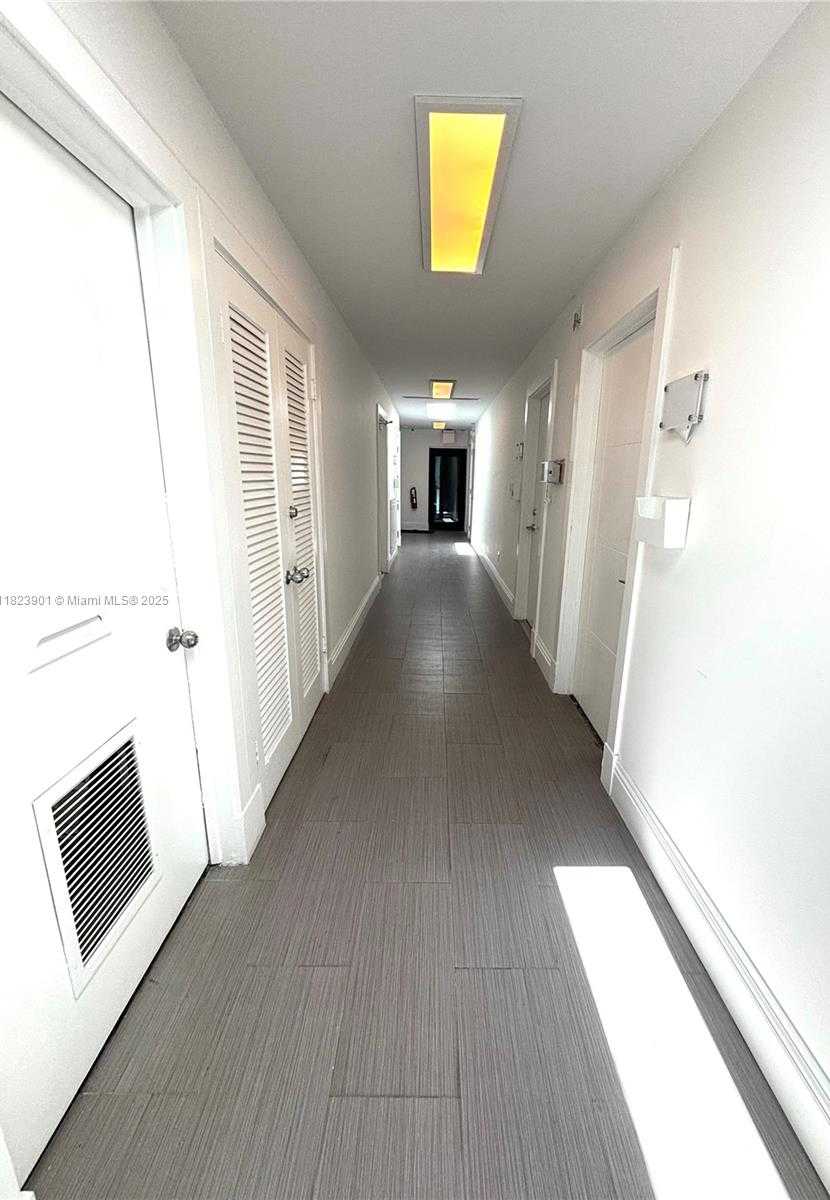 Small Image of 2700 SOUTH WEST 3RD AVE #2D, Miami Number 10