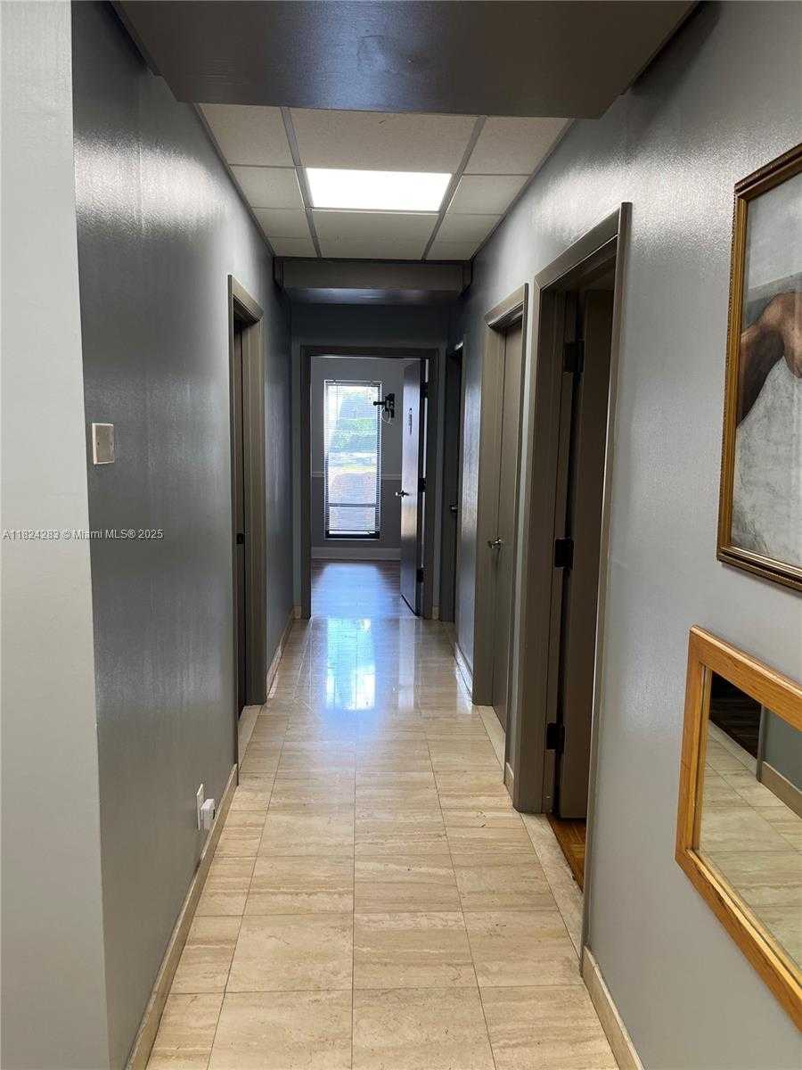 Small Image of 2225 NORTH UNIVERSITY DR #Suite 1, Pembroke Pines Number 4