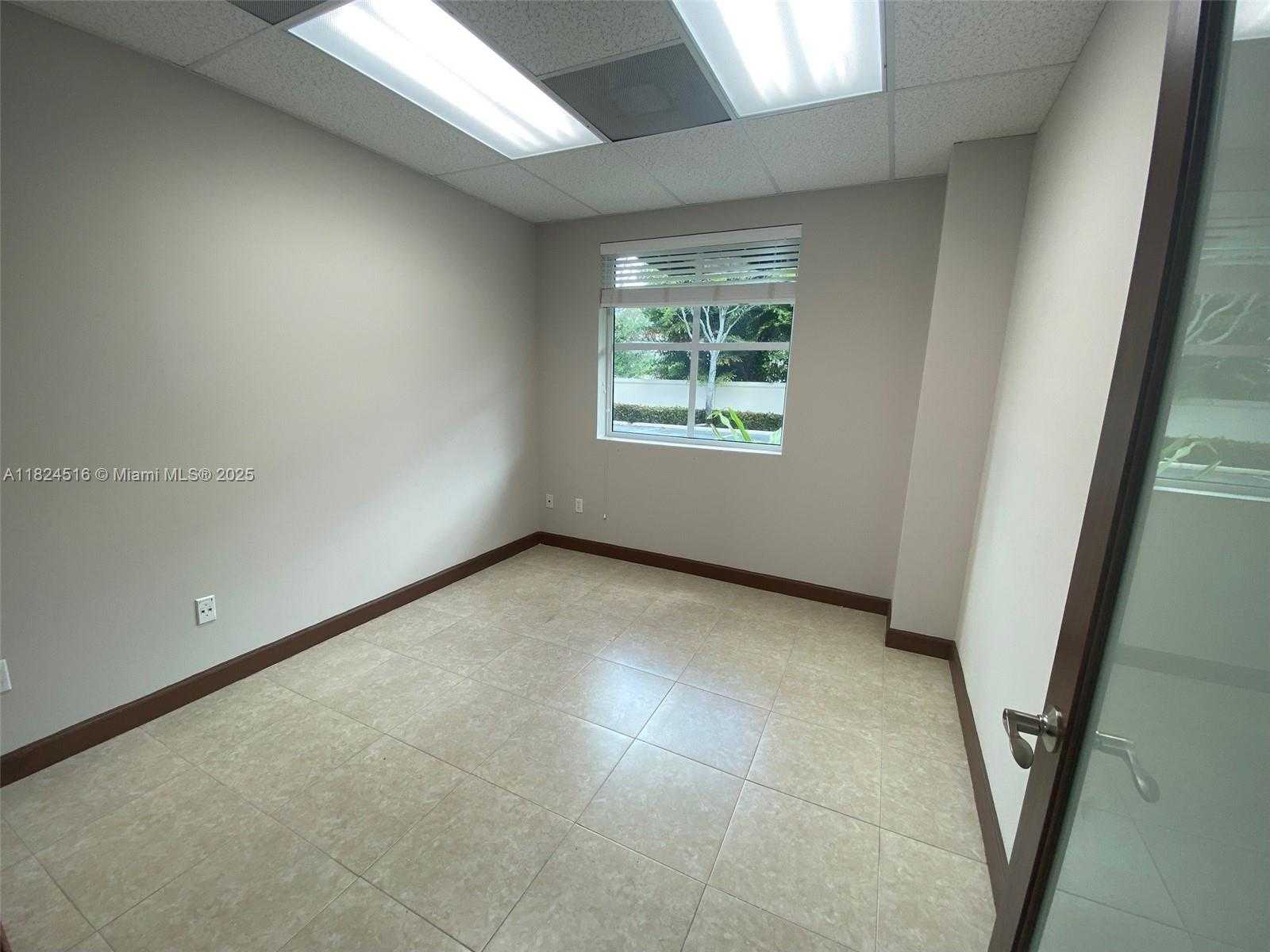 Small Image of 5220 SOUTH UNIVERSITY DR #104C, Davie Number 9