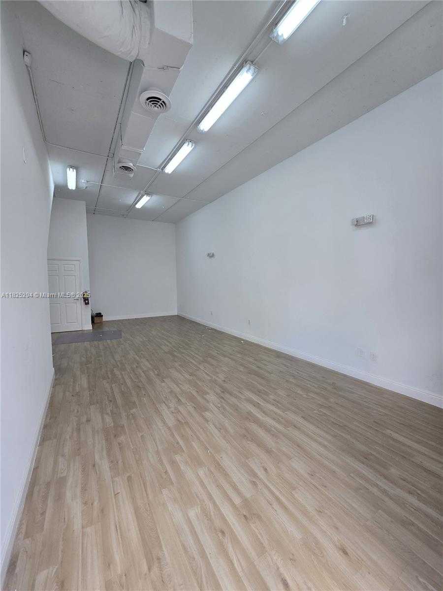 Small Image of 2441 NORTH WEST 93RD AVE #106