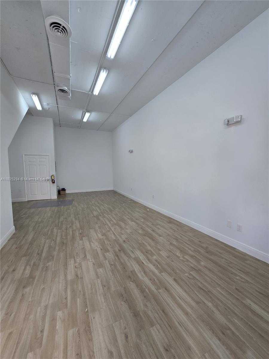 Small Image of 2441 NORTH WEST 93RD AVE #106