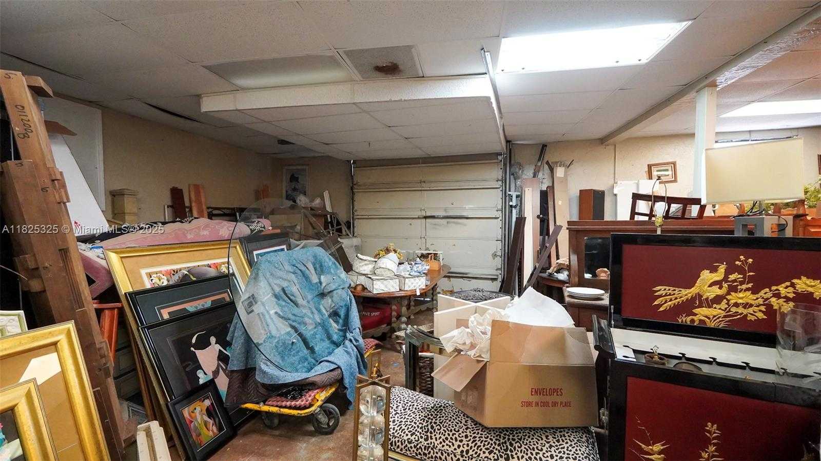 Small Image of 4231 NORTH DIXIE HWY, Oakland Park Number 5