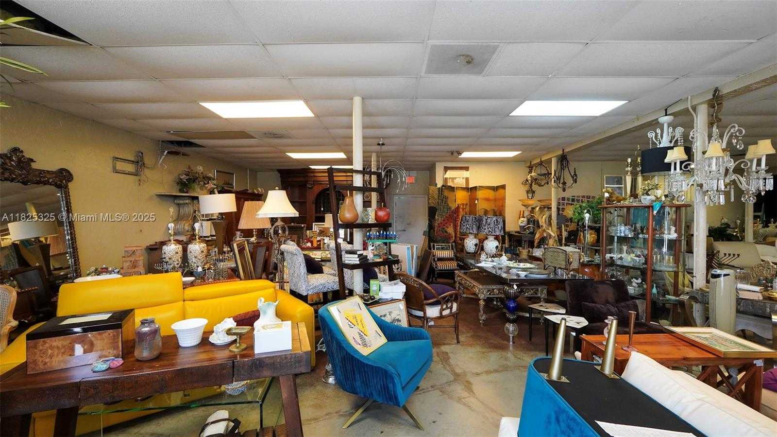 Small Image of 4231 NORTH DIXIE HWY, Oakland Park Number 6