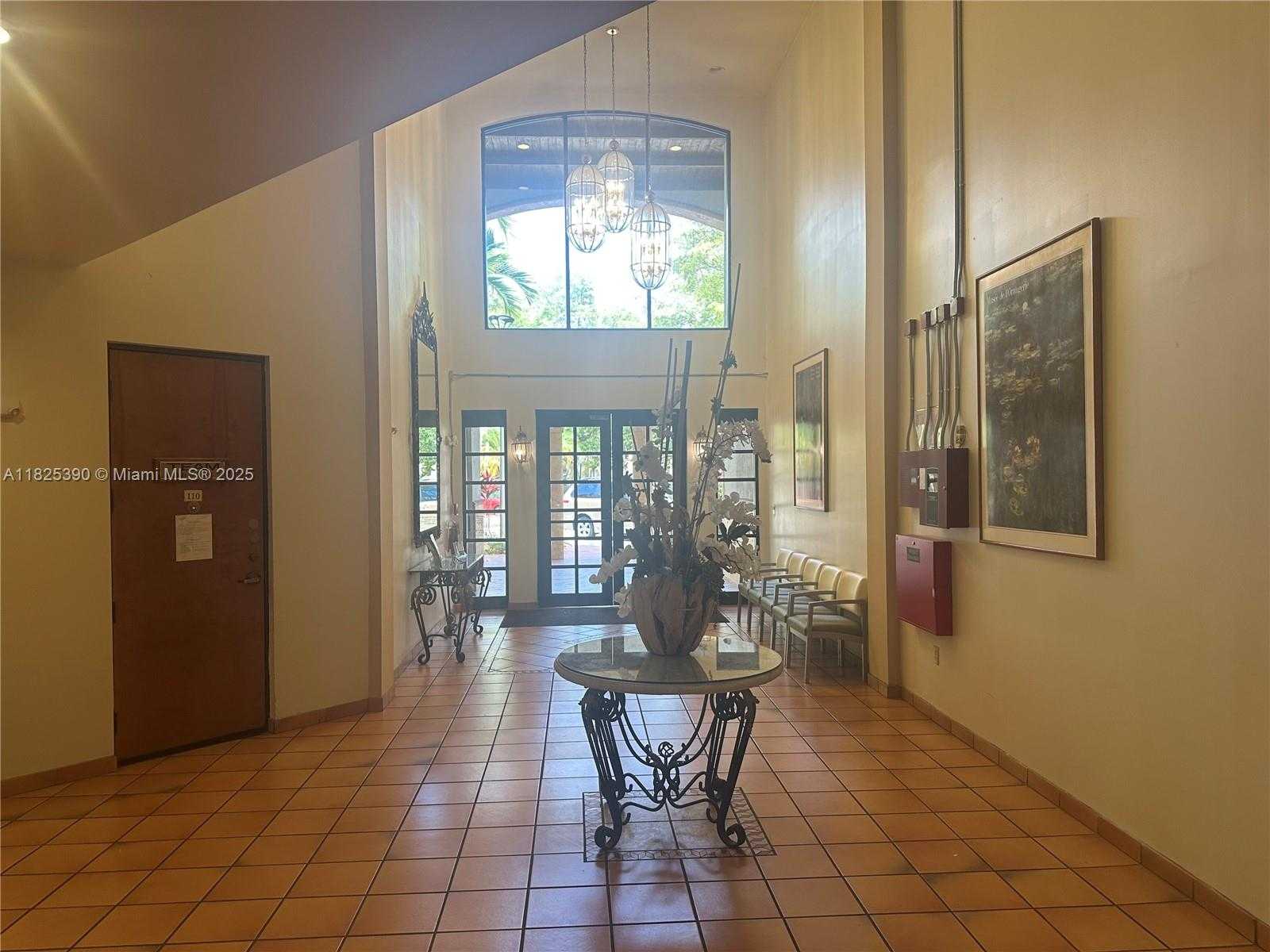 Small Image of 6600 NORTH COW PEN RD, Miami Lakes Number 16
