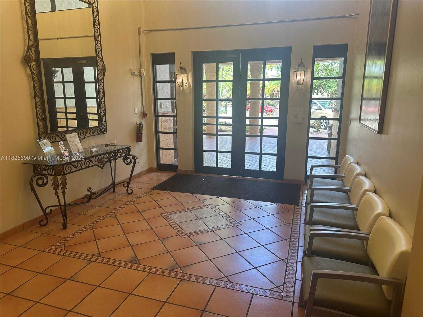 Small Image of 6600 NORTH COW PEN RD, Miami Lakes Number 3