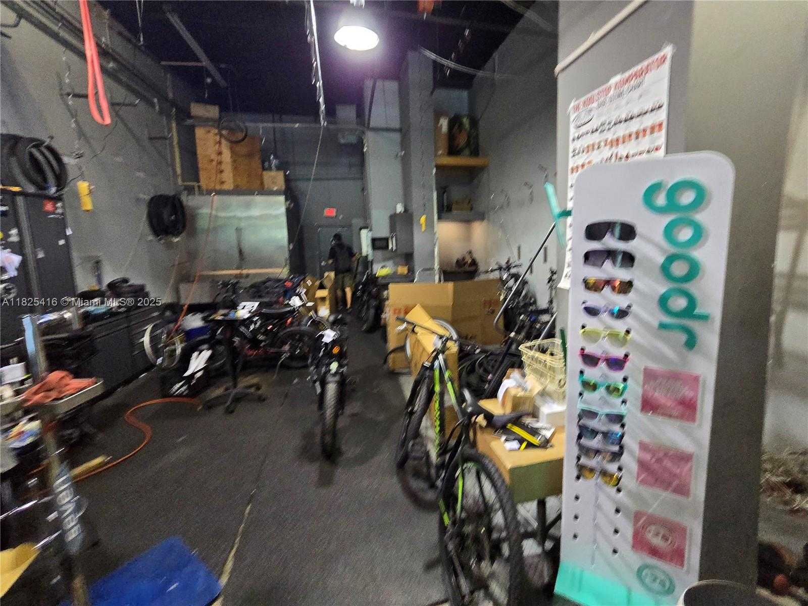 Small Image of 275 NORTH EAST 18TH ST #CU-10, Miami Number 14