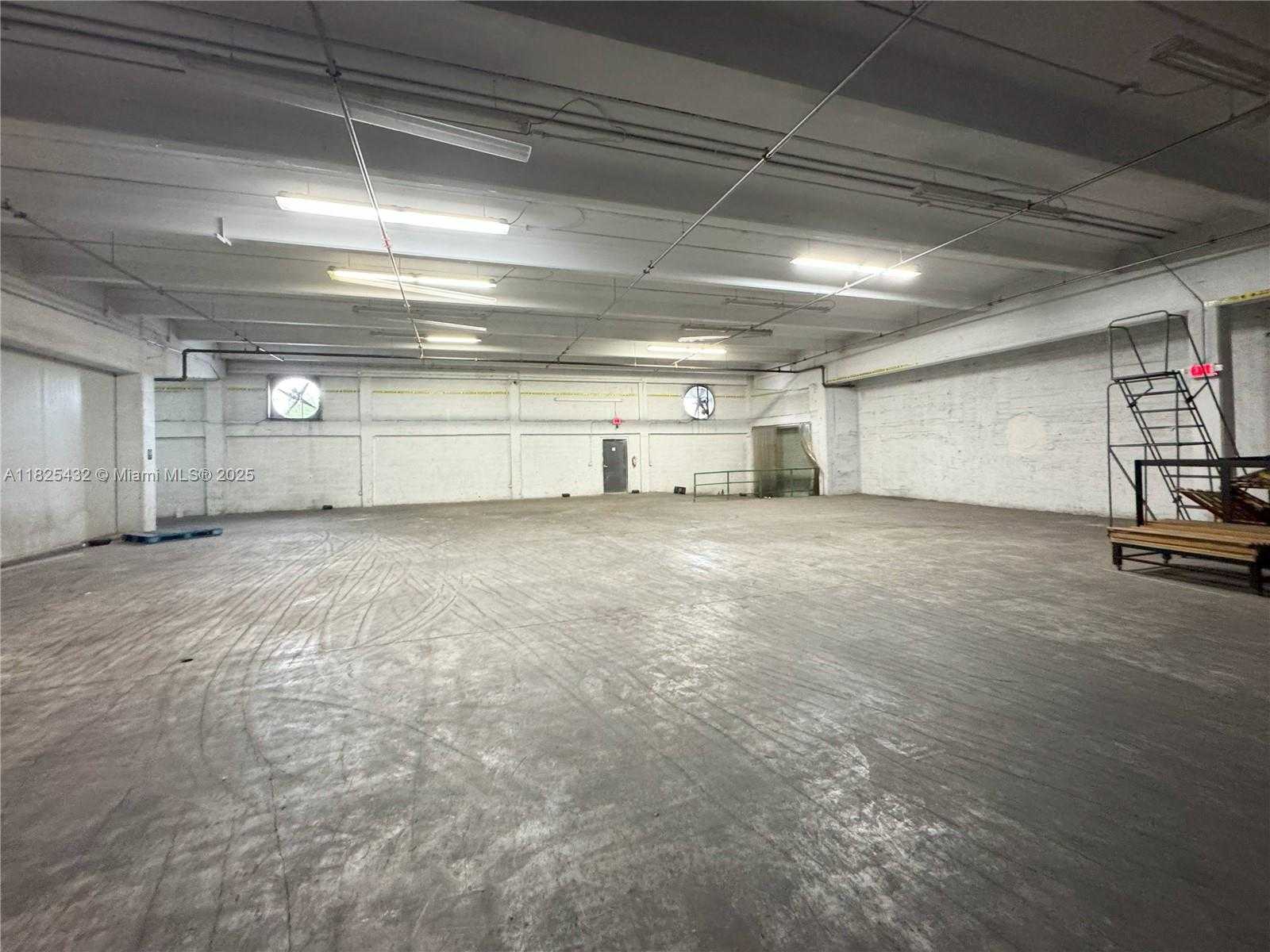 Small Image of 2424 NORTH WEST 46TH ST, Miami Number 13