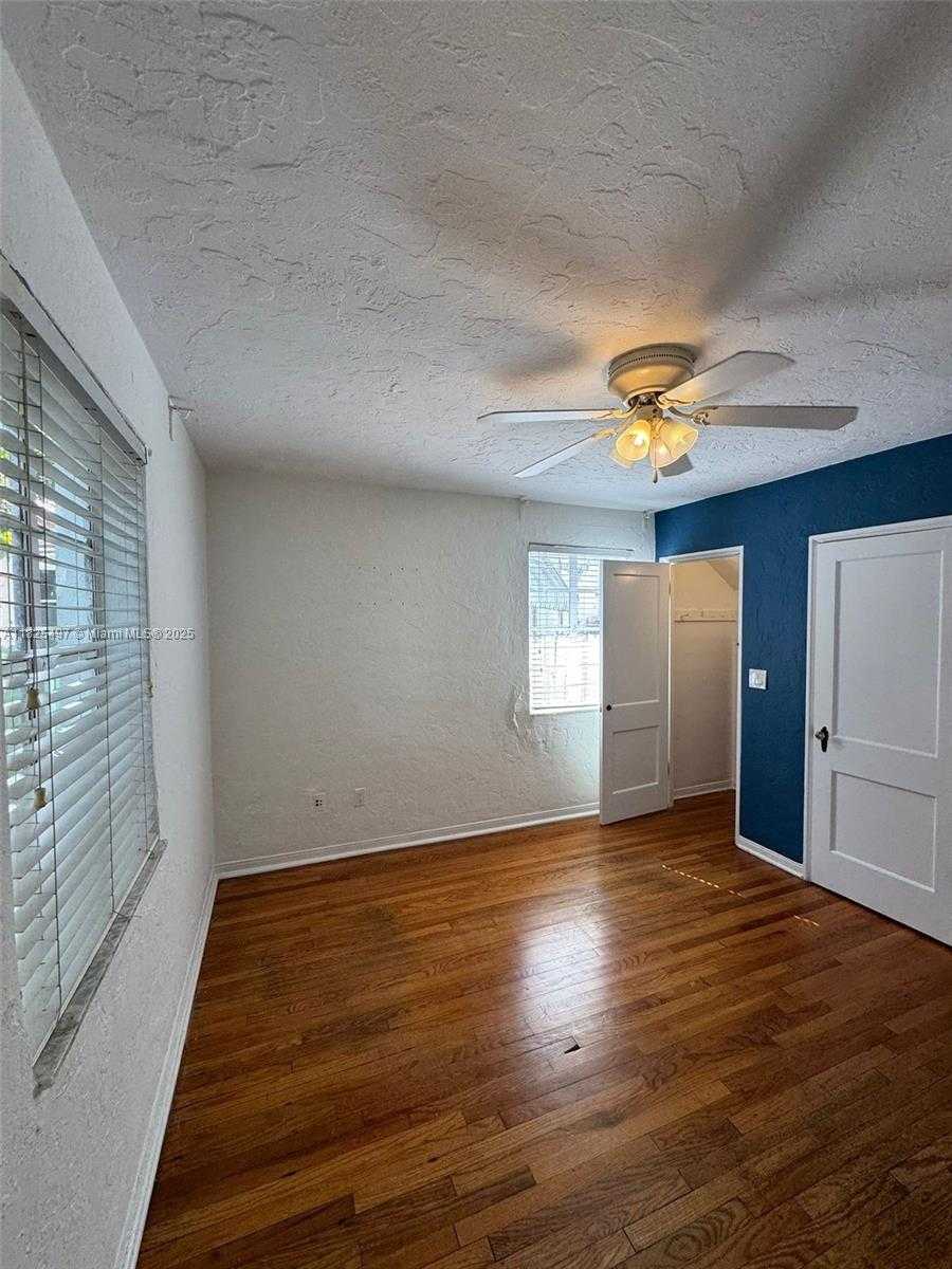 Small Image of 1247 ALTON RD, Miami Beach Number 10