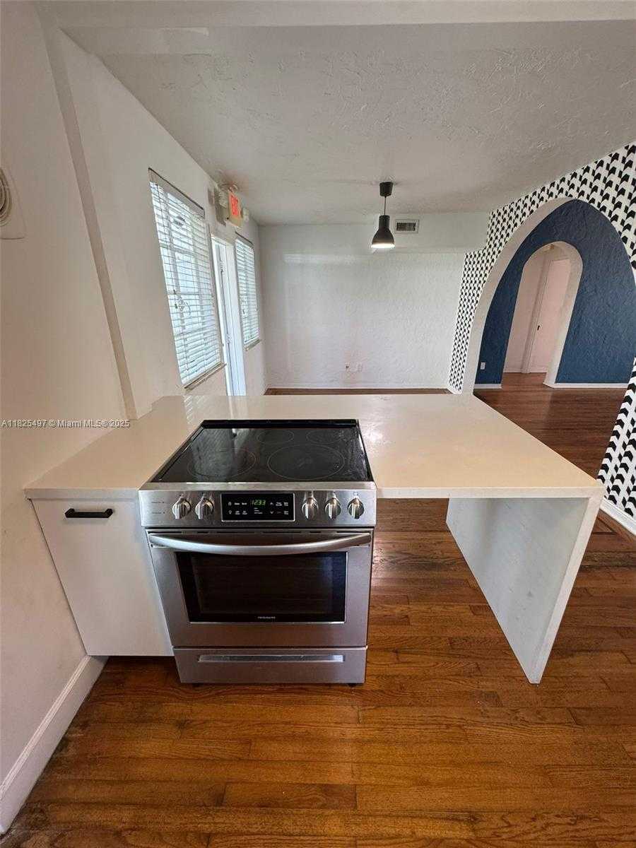 Small Image of 1247 ALTON RD, Miami Beach Number 21