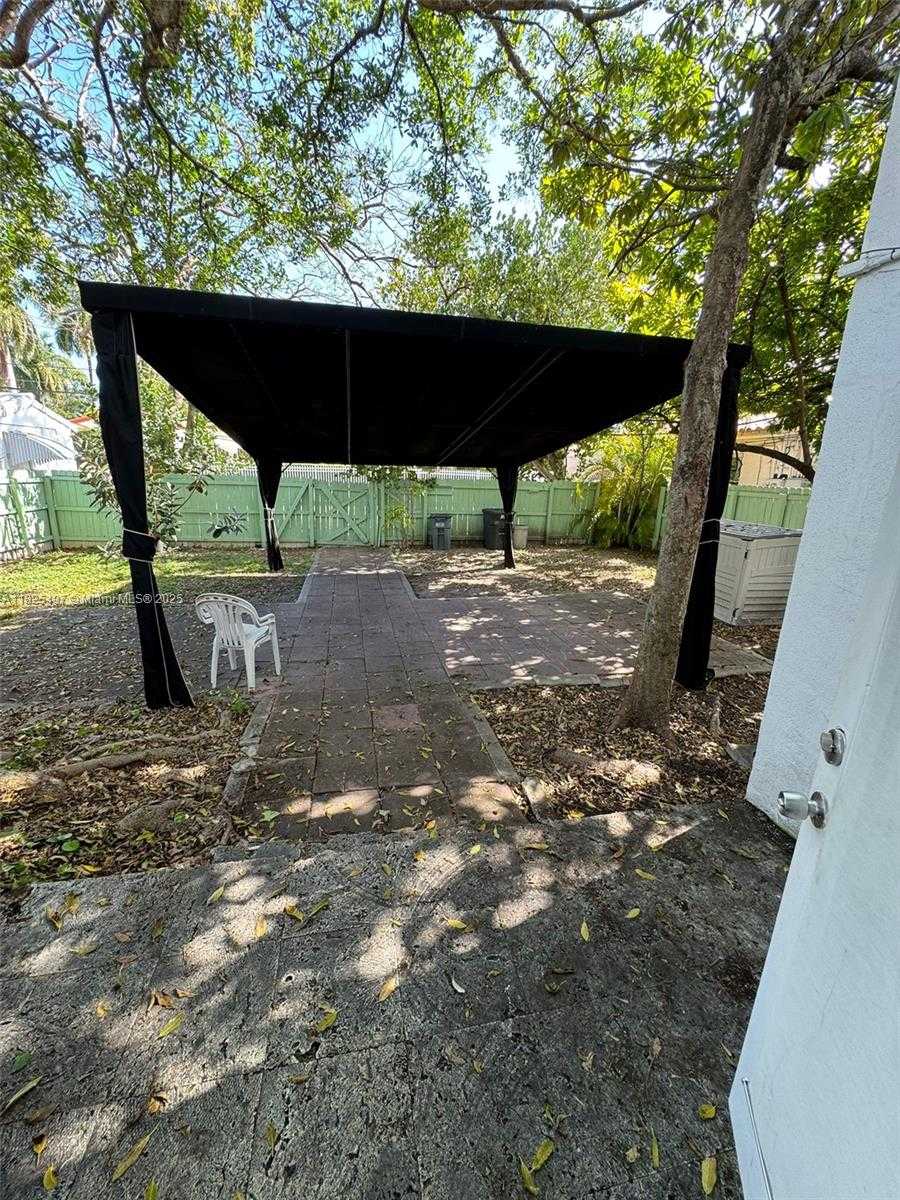 Small Image of 1247 ALTON RD, Miami Beach Number 23