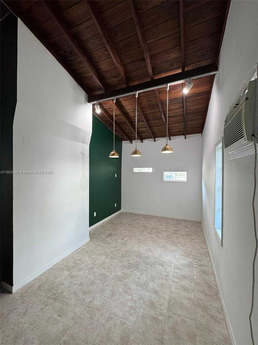 Small Image of 1247 ALTON RD, Miami Beach Number 6