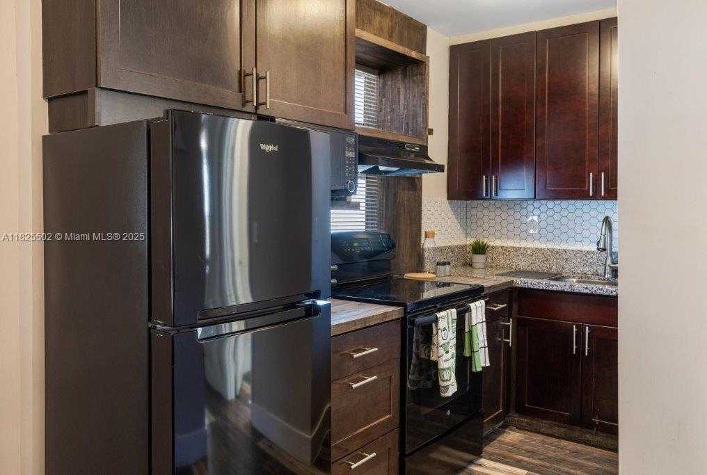 Small Image of 505 SOUTH EAST 20TH ST #1-5, Fort Lauderdale Number 11