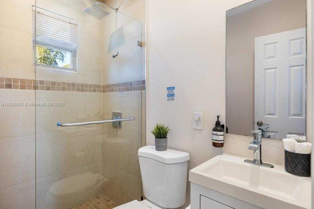 Small Image of 505 SOUTH EAST 20TH ST #1-5, Fort Lauderdale Number 26