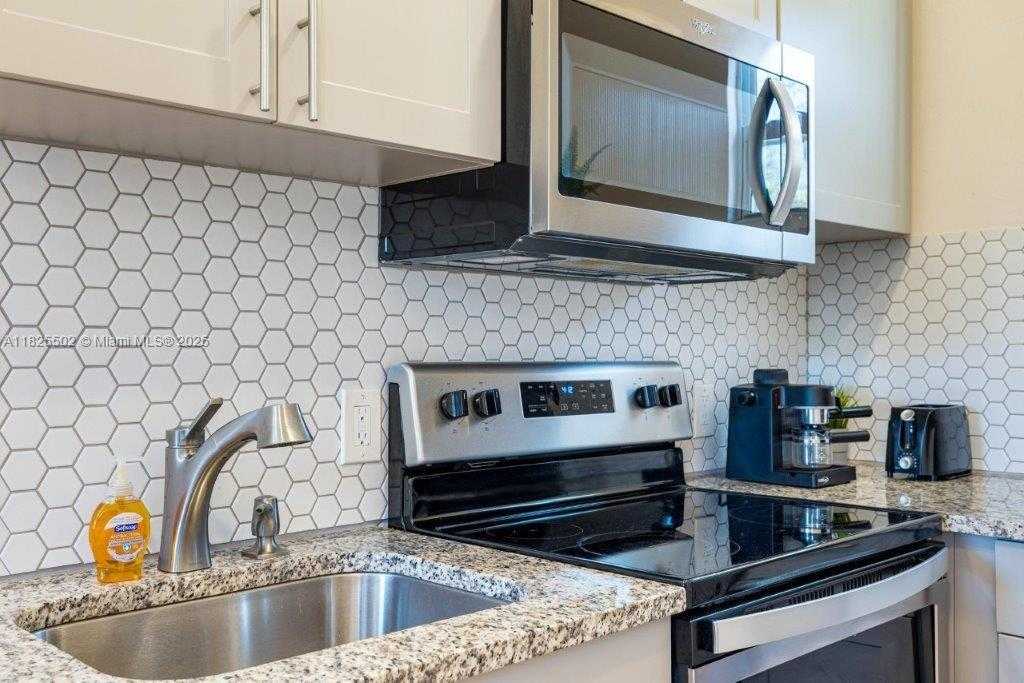 Small Image of 505 SOUTH EAST 20TH ST #1-5, Fort Lauderdale Number 30