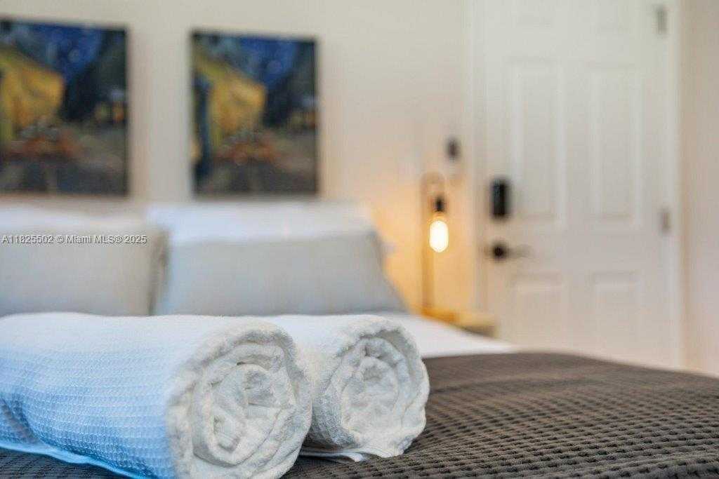 Small Image of 505 SOUTH EAST 20TH ST #1-5, Fort Lauderdale Number 32