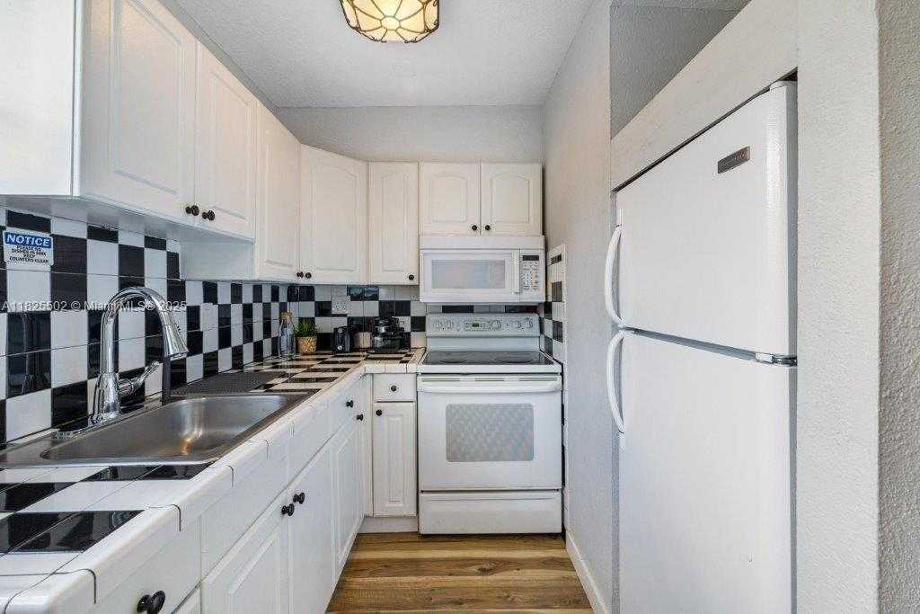Small Image of 505 SOUTH EAST 20TH ST #1-5, Fort Lauderdale Number 48