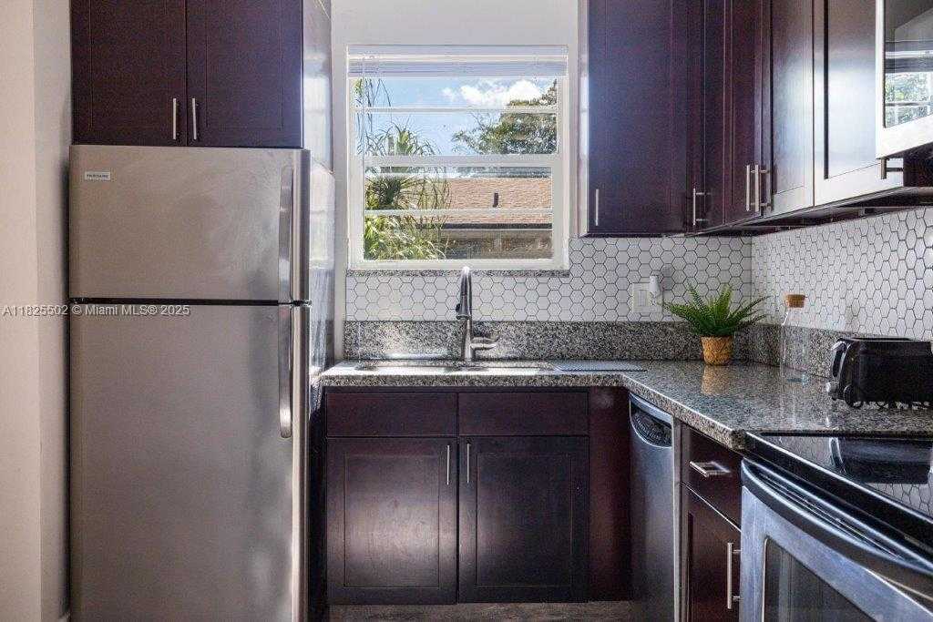 Small Image of 505 SOUTH EAST 20TH ST #1-5, Fort Lauderdale Number 64