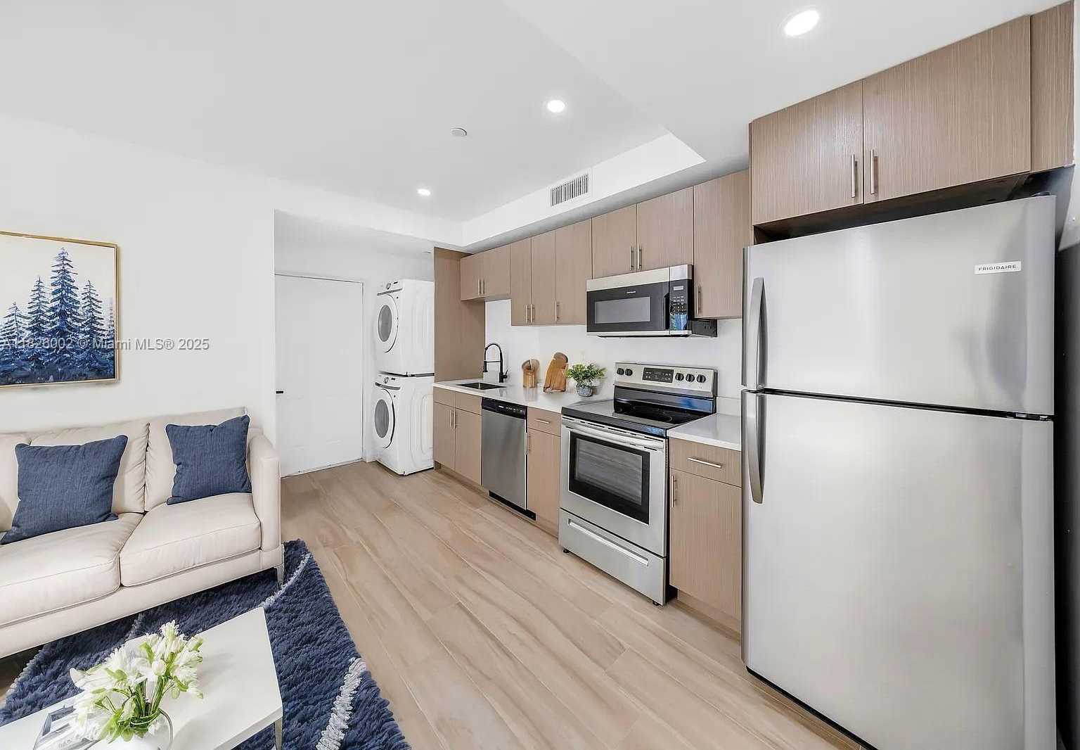 Small Image of 1037 NORTH WEST 2ND ST, Miami Number 10